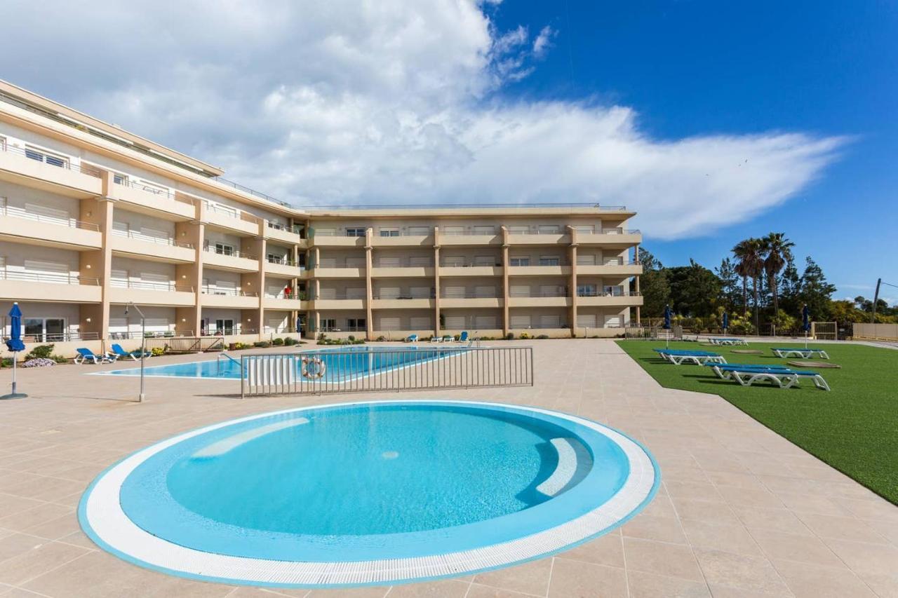 Front Beach Apartment - Quinta Da Barracuda Albufeira Exterior foto